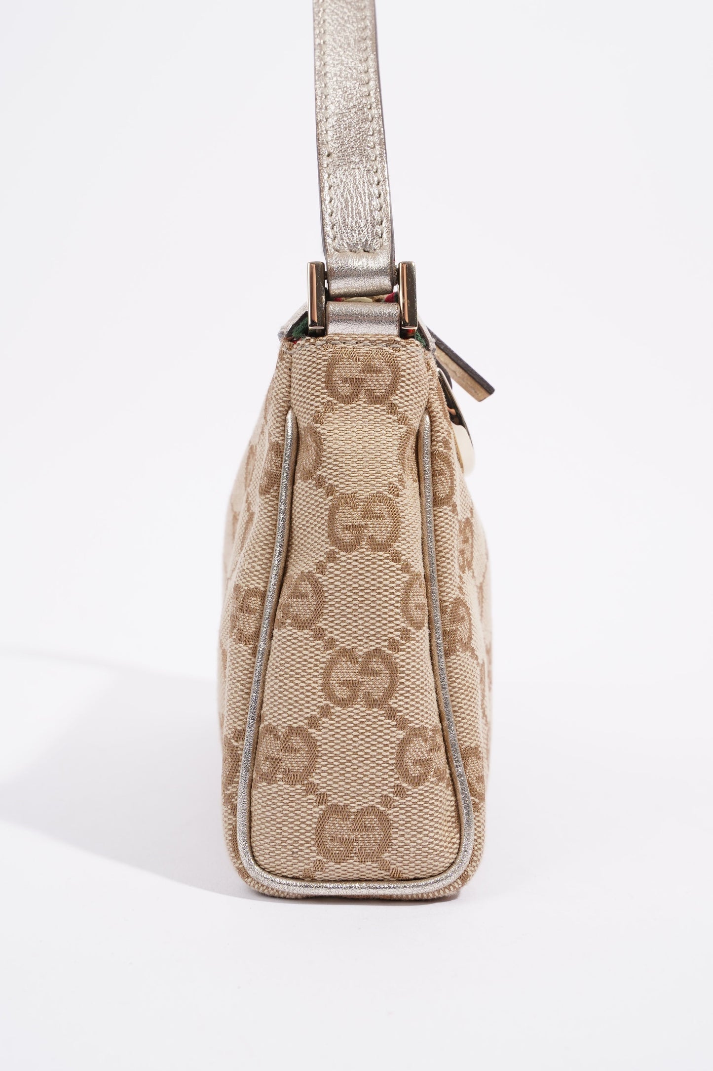 Gucci GG Pouch Beige Canvas