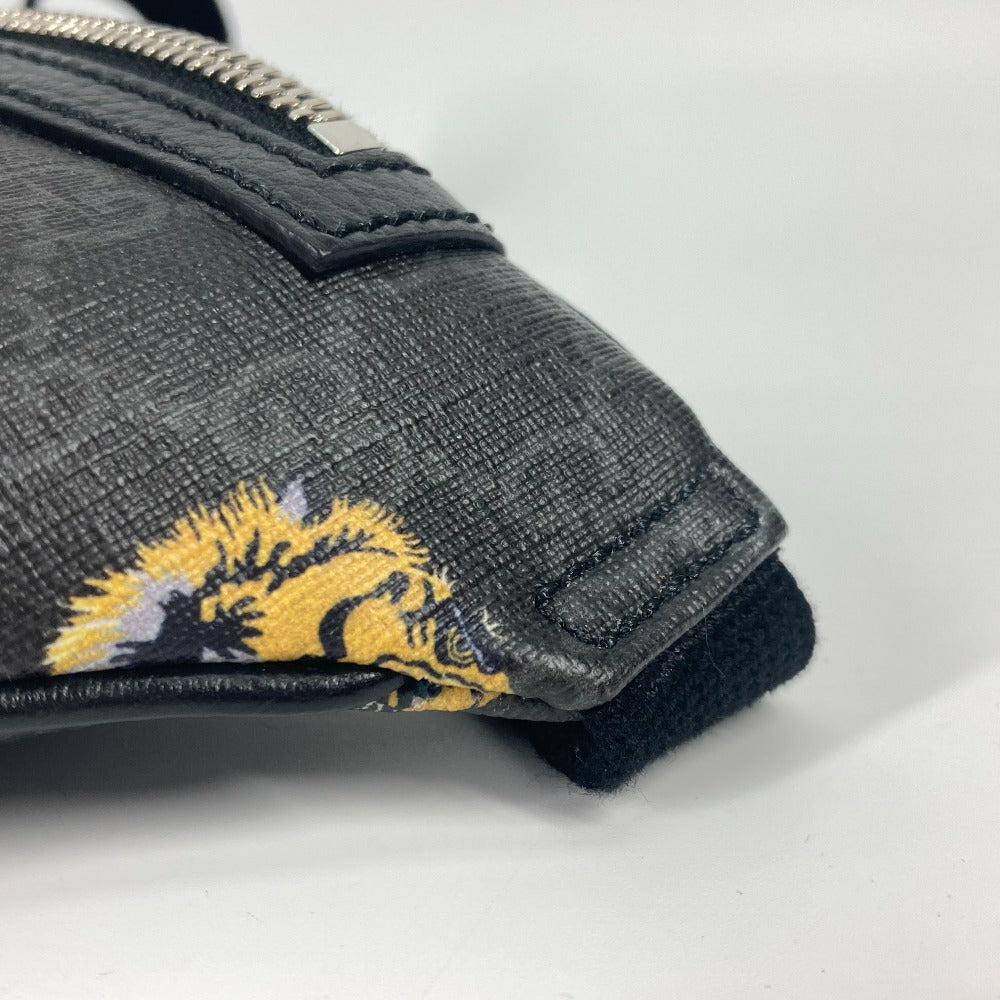 GUCCI Sling bag 675181 GG Supreme Canvas / Leather black GG Supreme tiger belt bag tiger mens Used