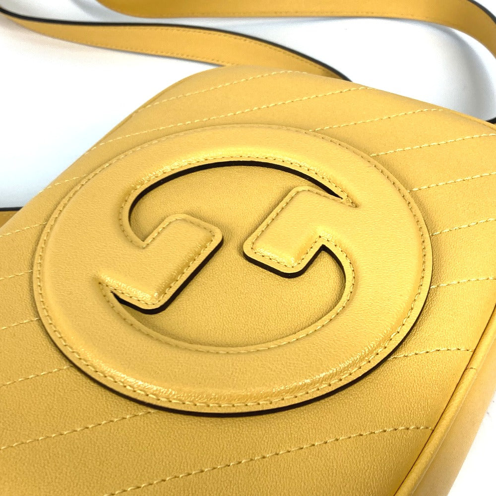 GUCCI Shoulder Bag 742360 leather yellow Round interlocking G tassel Blondy Women Used