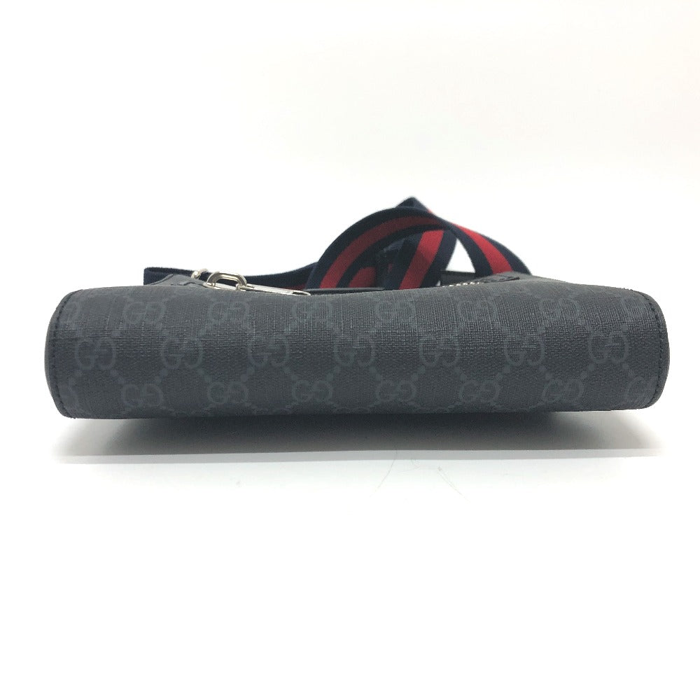 GUCCI Shoulder Bag 523599 GG Supreme Canvas gray GG Supreme Small messenger bag mens Used