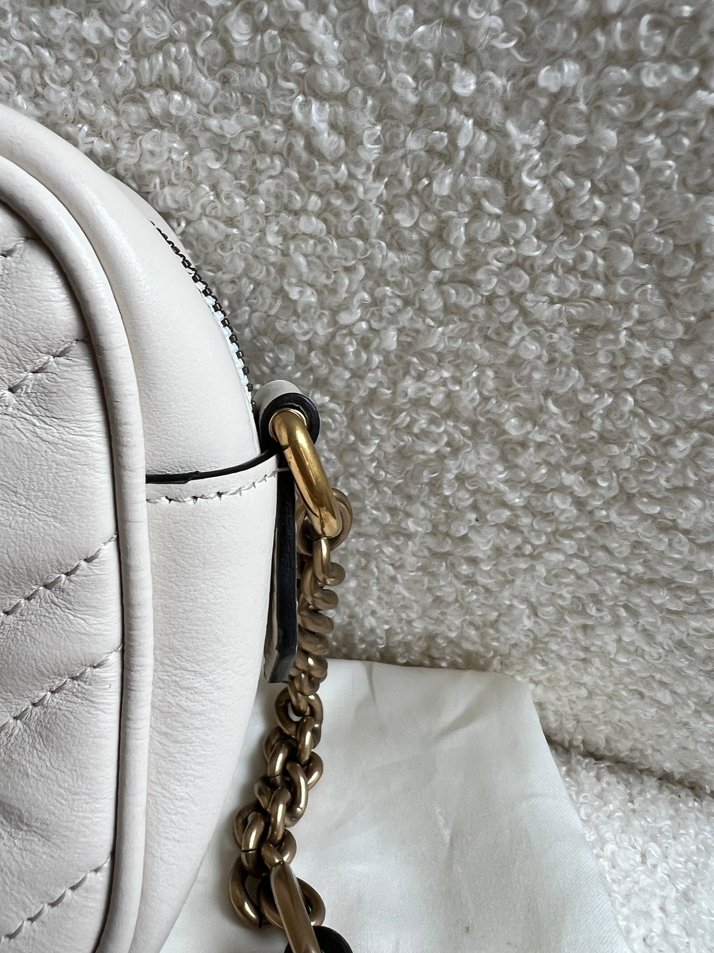 Gucci GG White Marmont Mini Shoulder Bag (RRP £1,160)