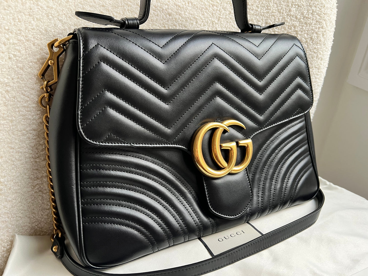 Gucci GG Black Marmont Medium Top Handle Bag (RRP £2290)