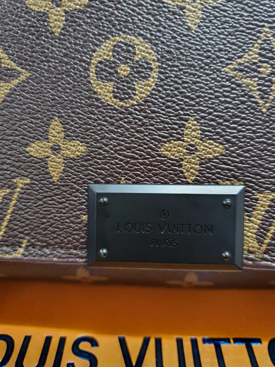 Louis Vuitton cross body bag