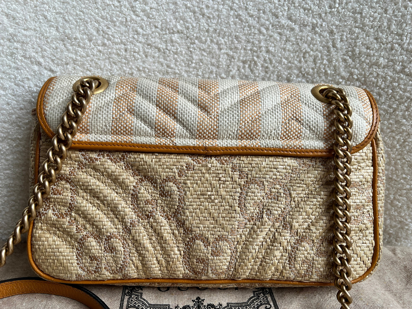 Gucci GG Beige Raffia Marmont Small Shoulder Bag (RRP £1,570)