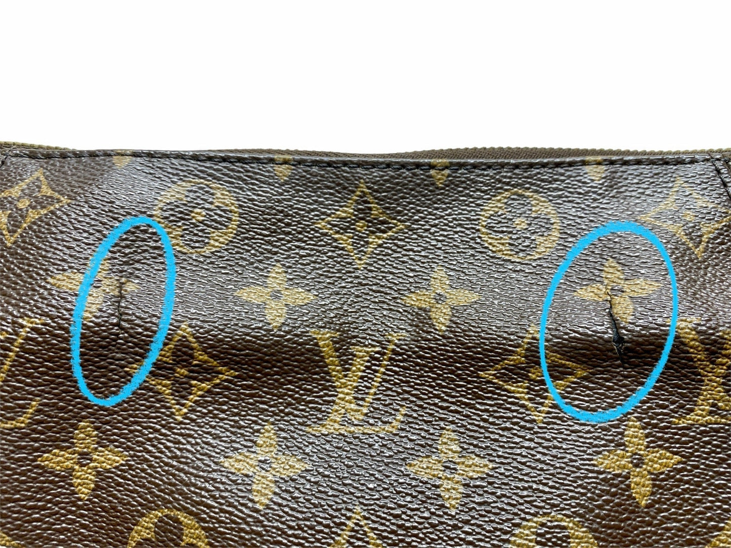 Handbag Luxury Designer By Louis Vuitton  Size: Large