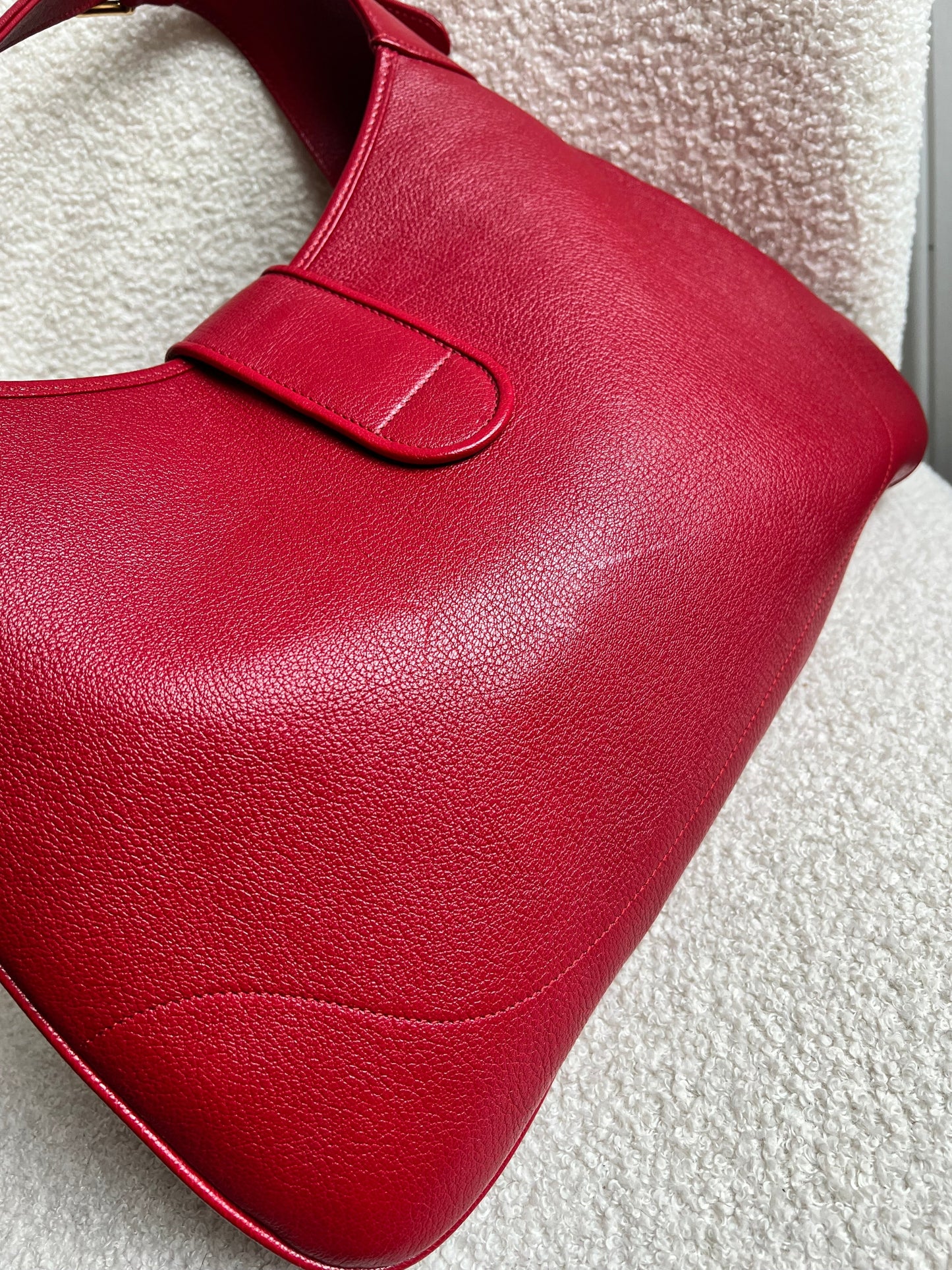 Gucci Red Large Aphrodite Shoulder Bag (RRP £1760)