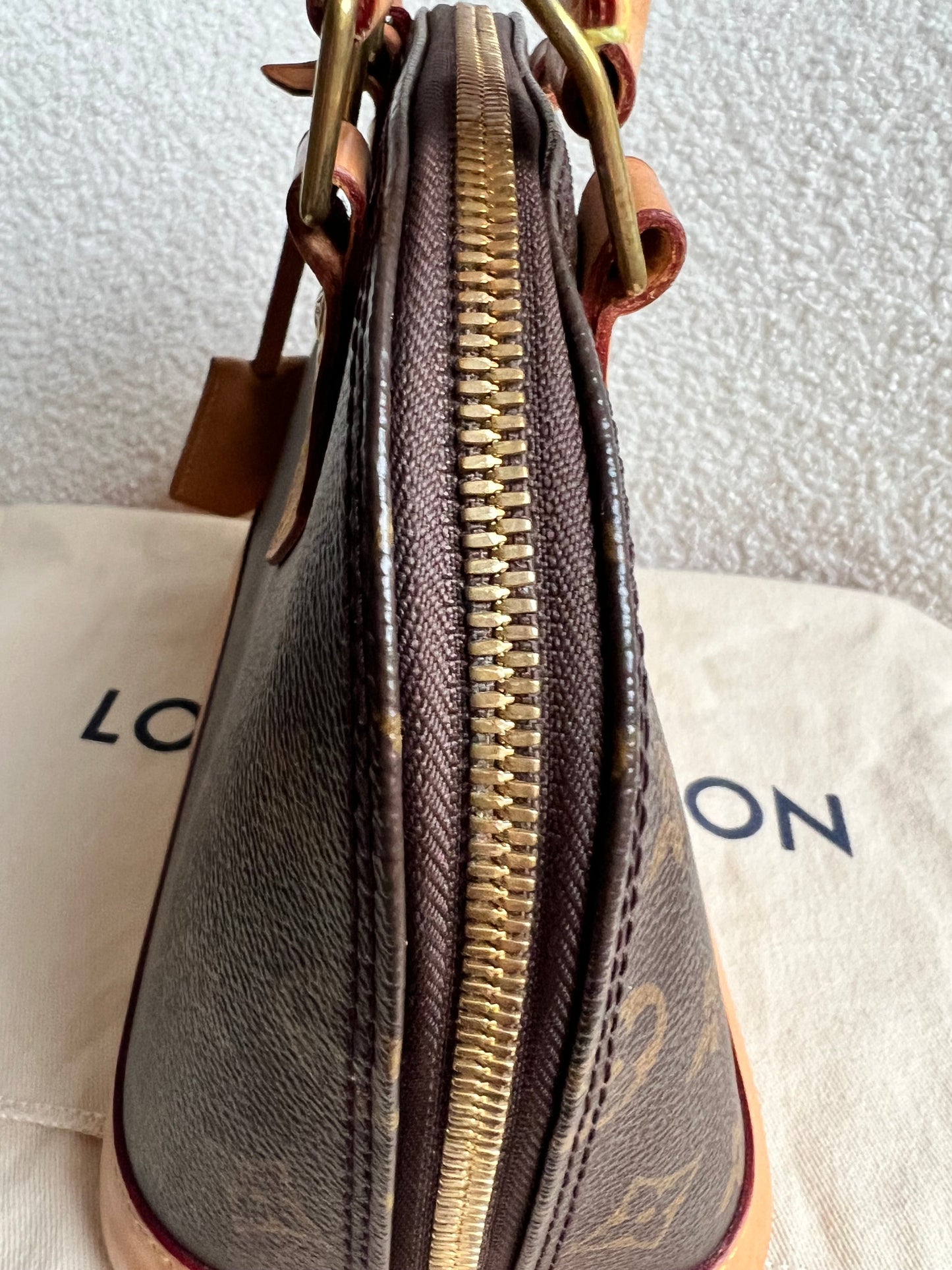 Louis Vuitton Alma BB Monogram (RRP £1,430)