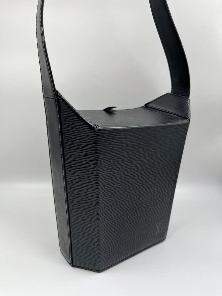 Louis Vuitton Epi Sac Seau Black