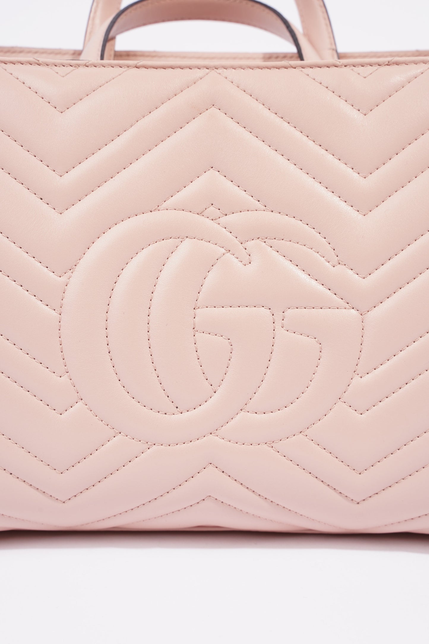 Gucci Marmont Handbag Pink Matelasse Leather