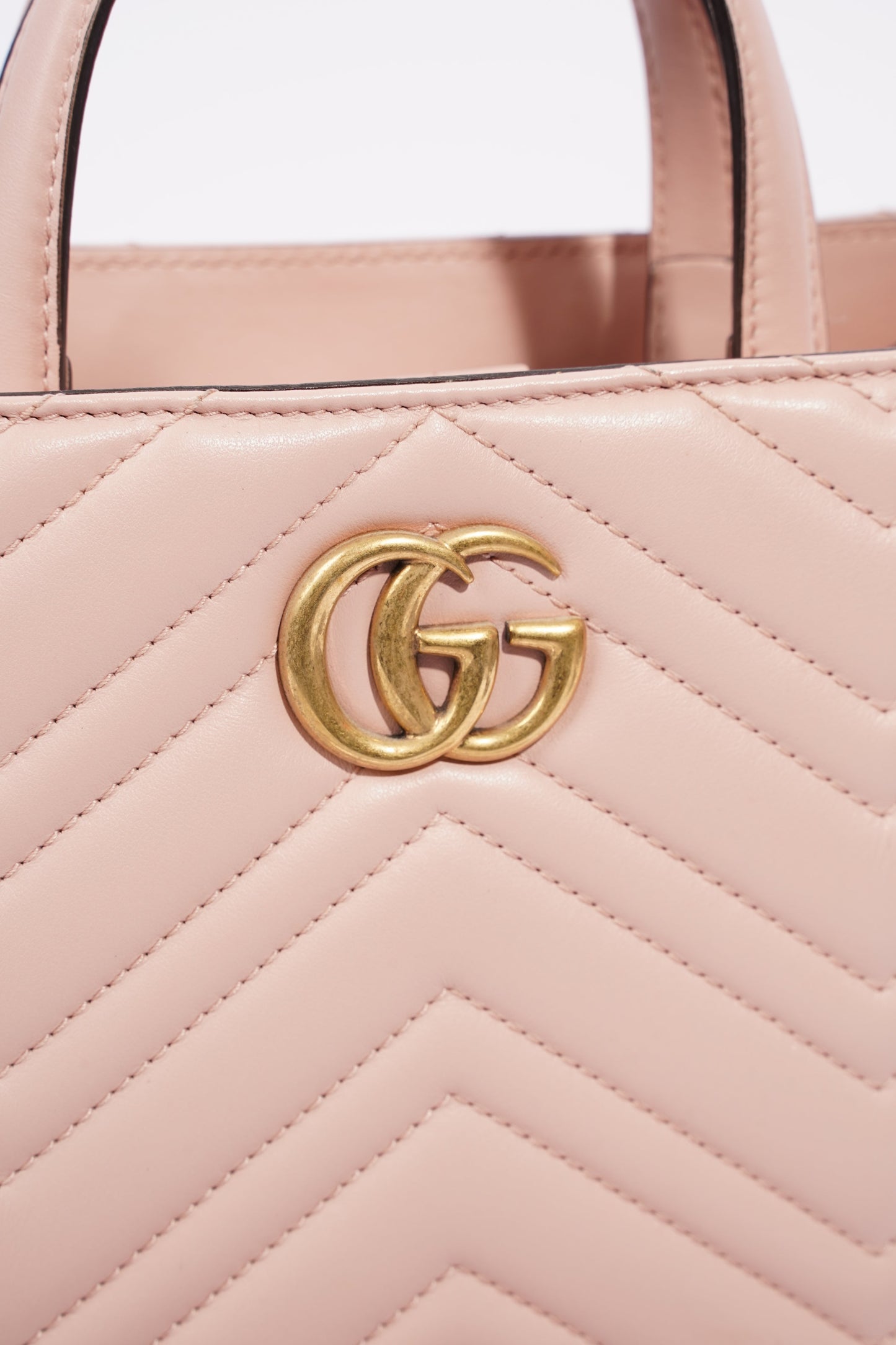 Gucci Marmont Handbag Pink Matelasse Leather
