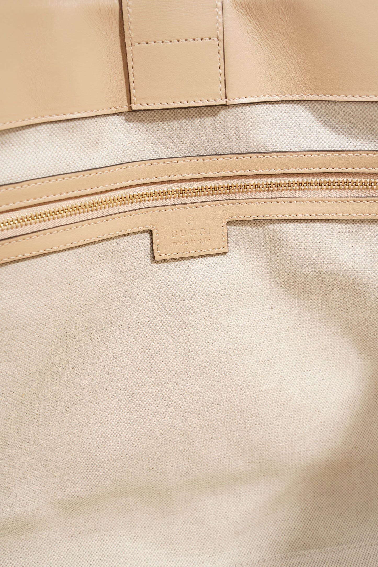 Gucci GG Medium Tote Nude Matelasse Leather