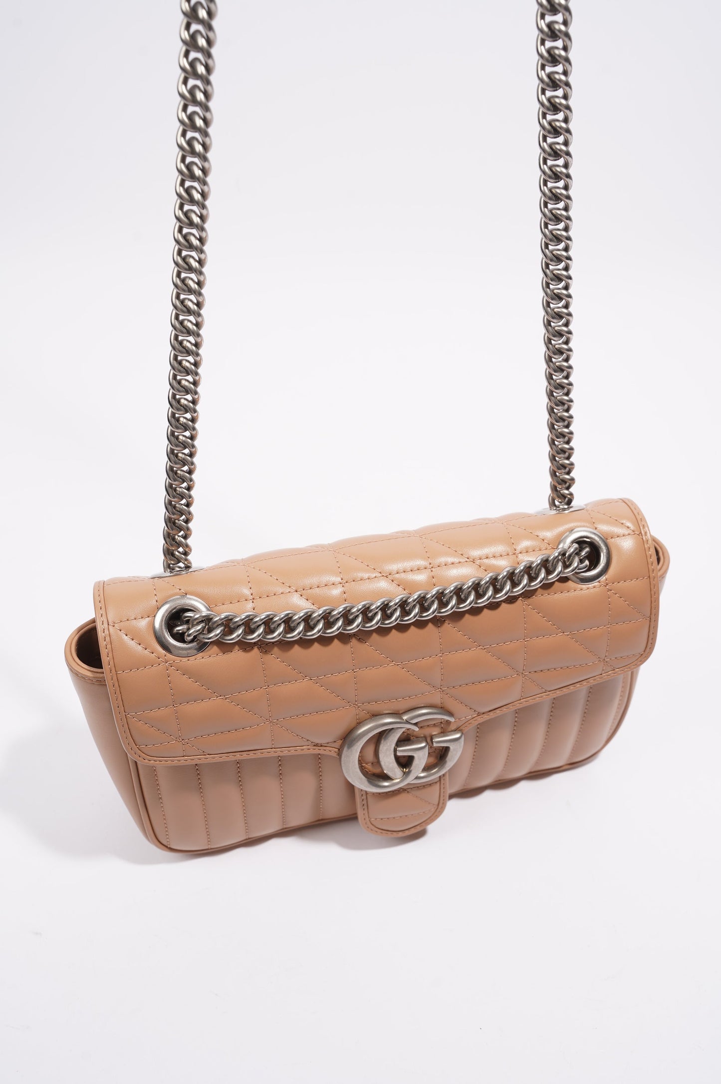 Gucci Marmont Flap Nude Matelasse Leather Small