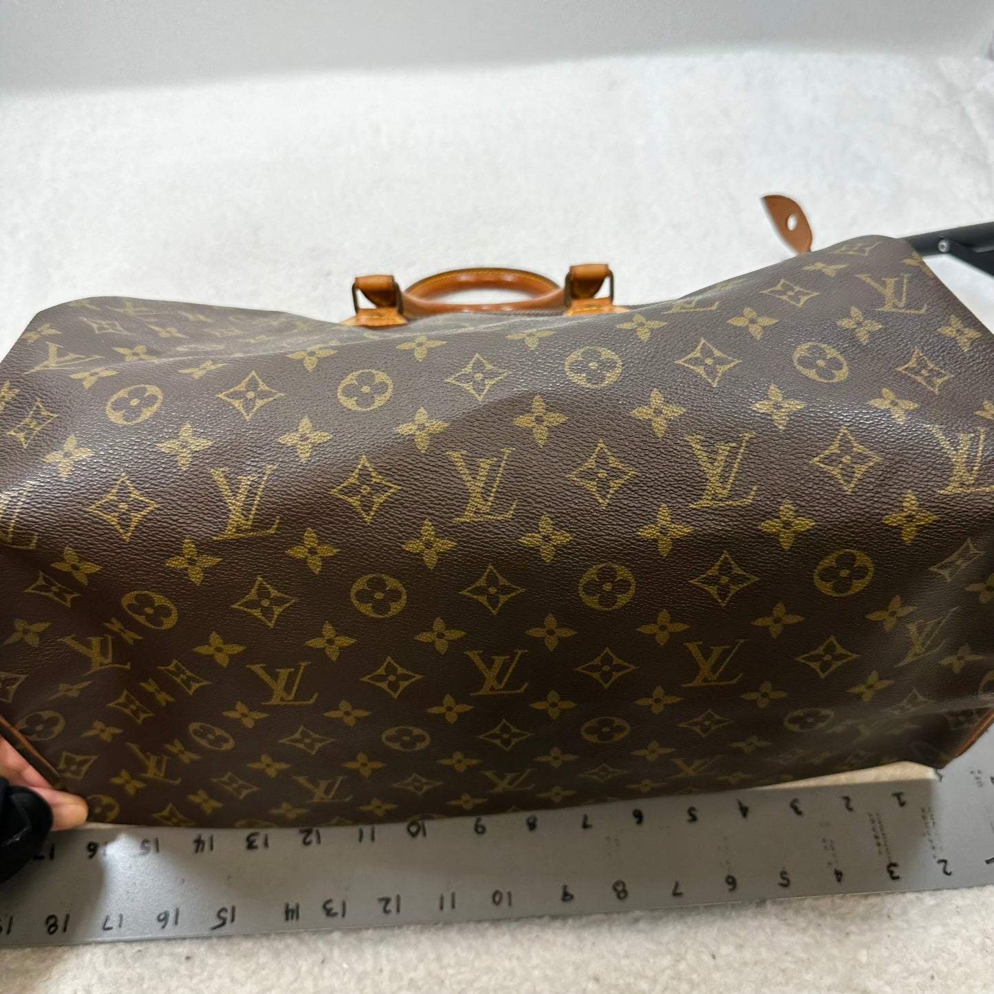HandBag Luxury Designer Louis Vuitton Speedy 40, Size Large