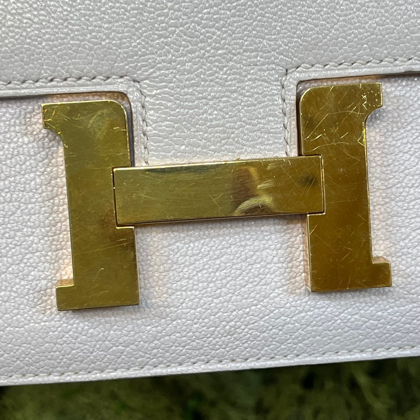 HERMES Constance 18 Mauve Pale Chevre Mysore Shoulder Bag