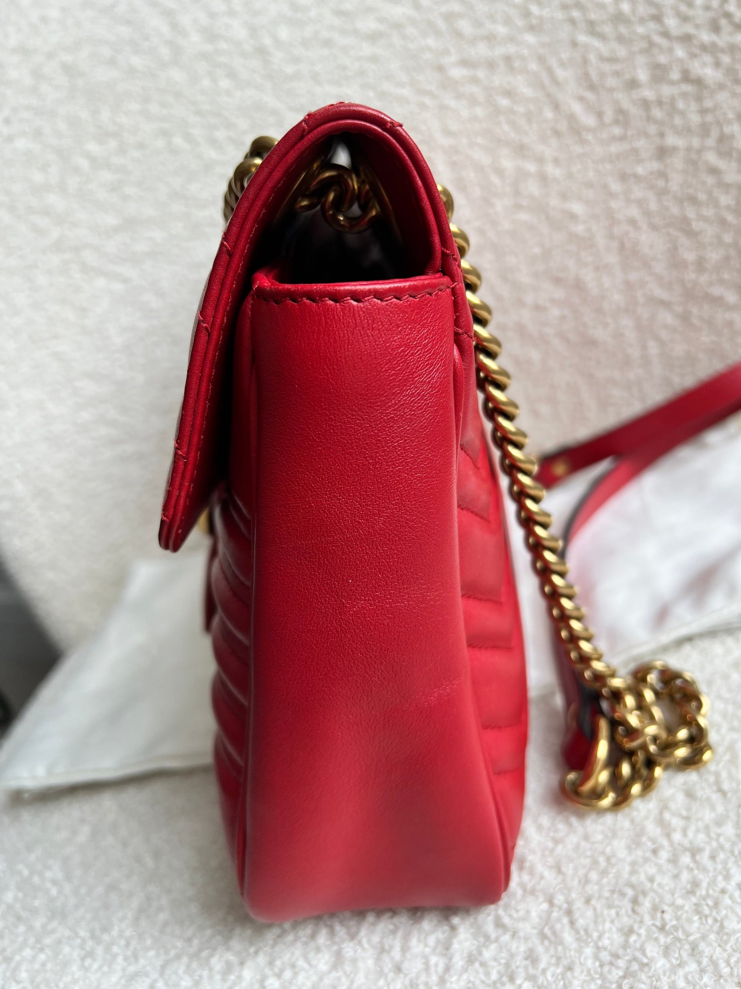 Gucci GG Hibiscus Red Marmont Medium Shoulder Bag (RRP £2,340)