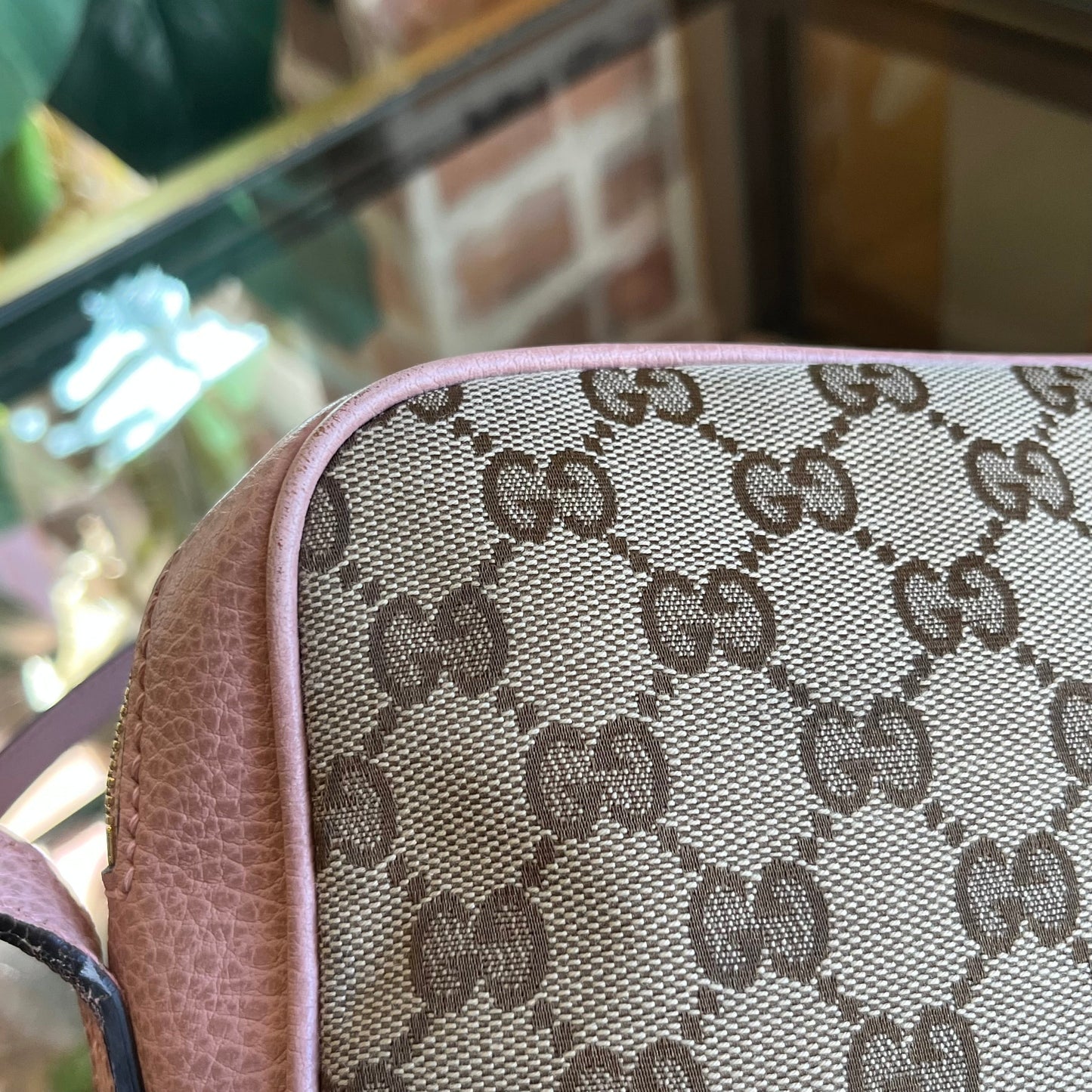 GUCCI Bree Pink GG Monogram Canvas Crossbody Bag TS3918