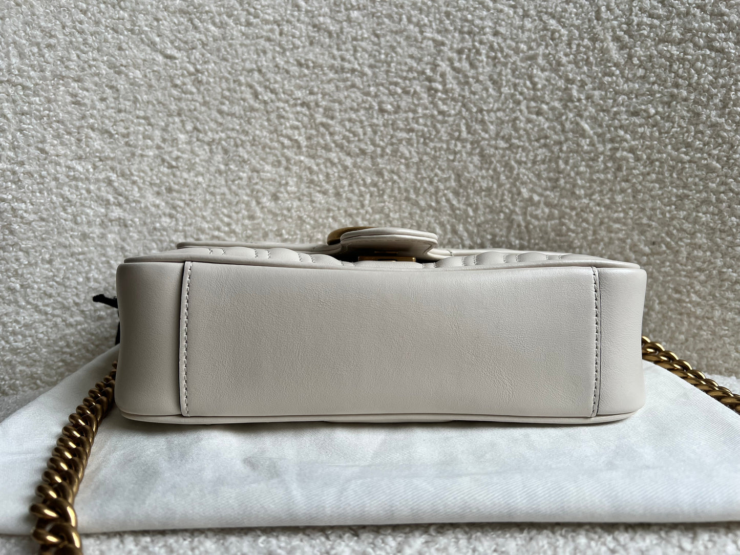 Gucci GG White Marmont Mini Shoulder Bag (RRP £1,890)