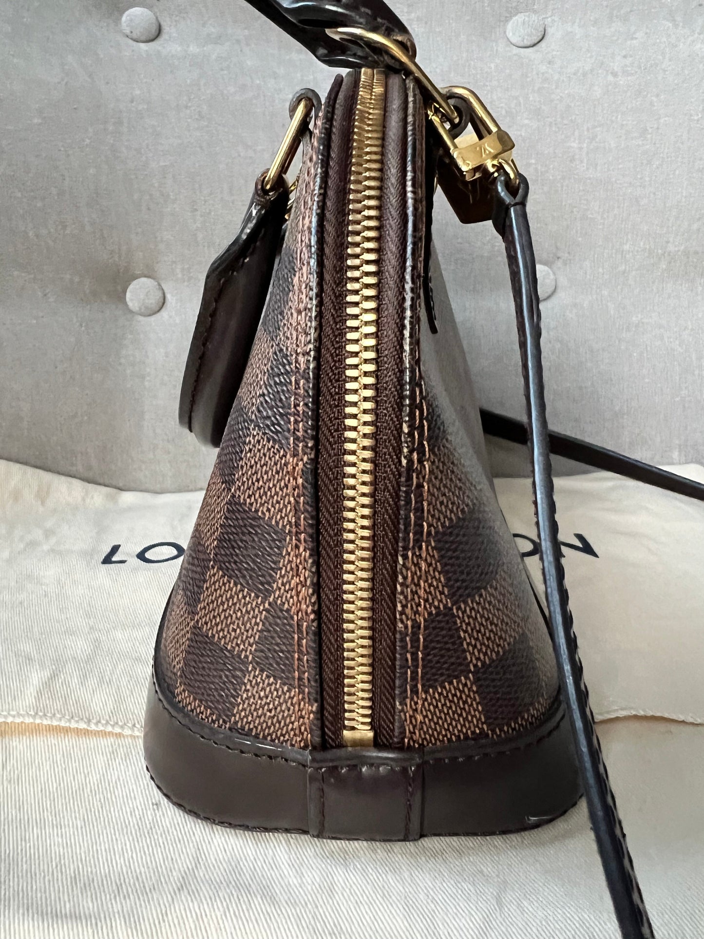 Louis Vuitton Alma BB Damier Ebene