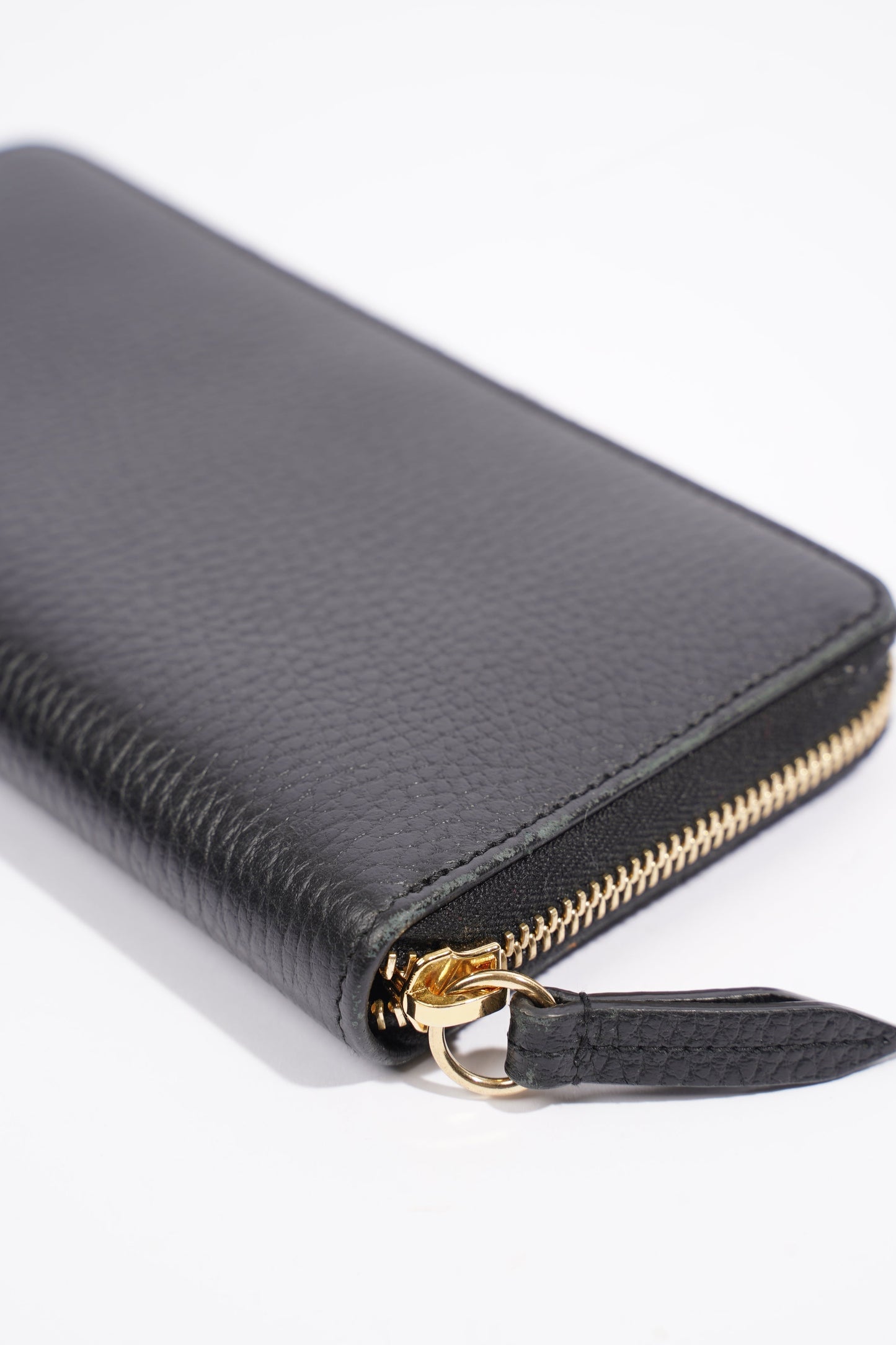 Gucci Zip Around Wallet Black Leather