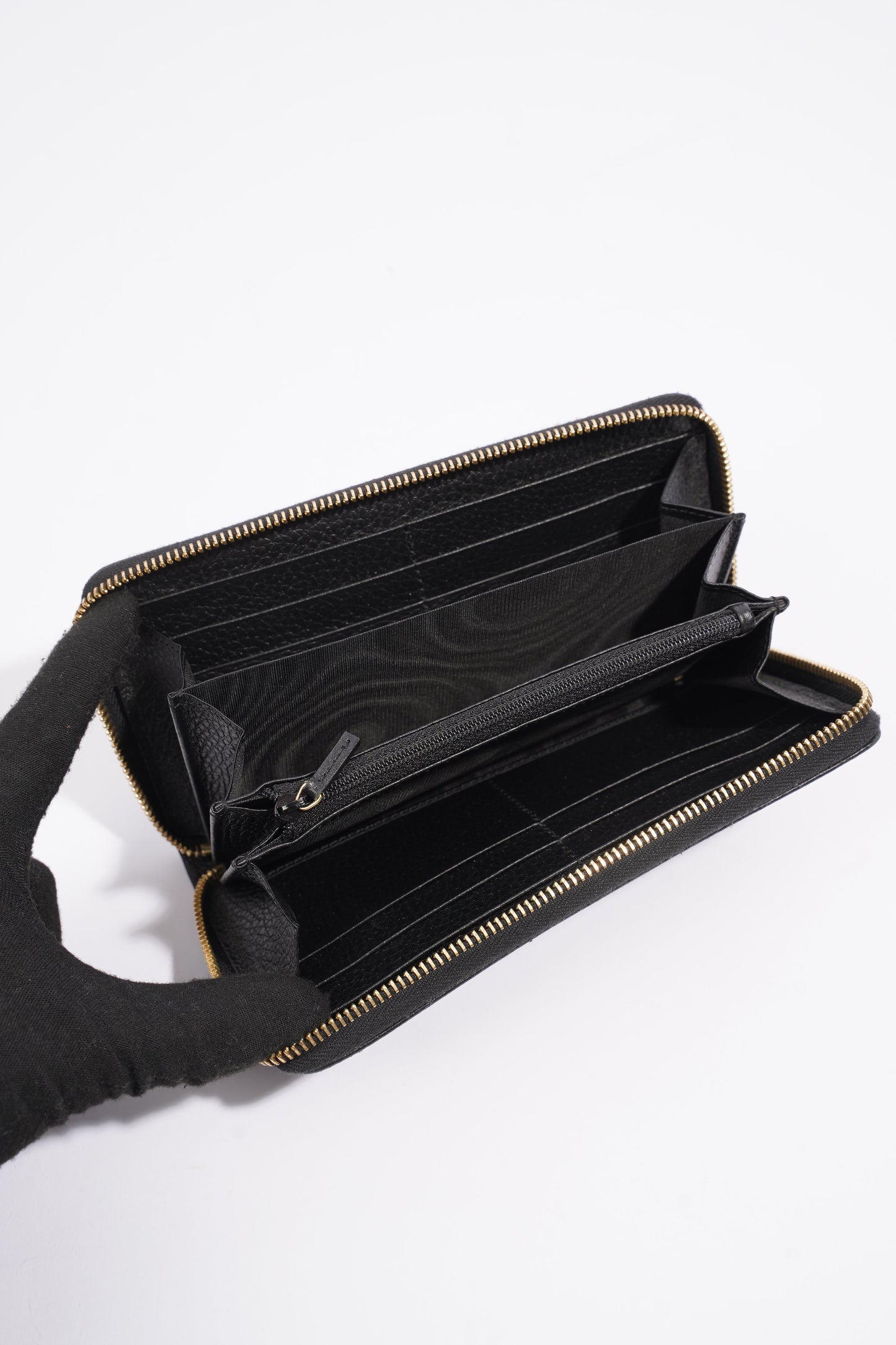 Gucci Zip Around Wallet Black Leather