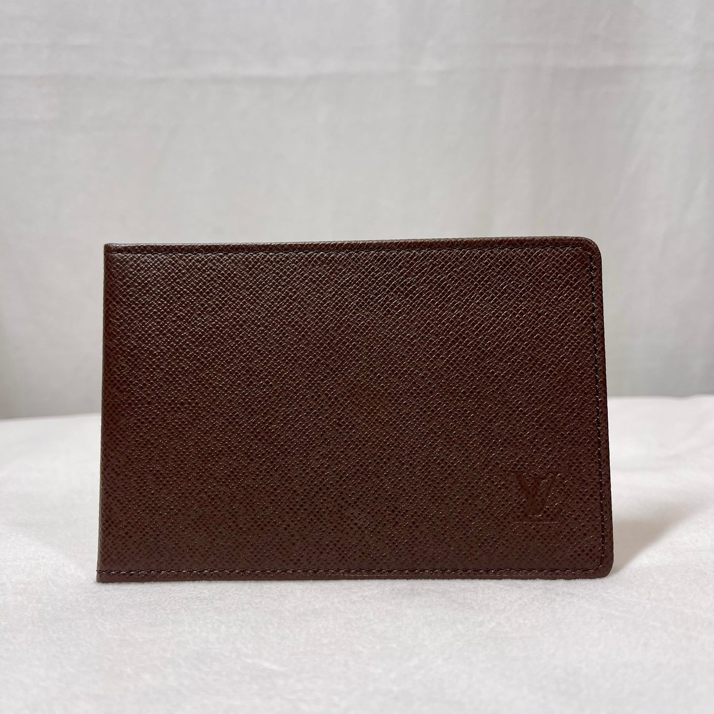 LOUIS VUITTON Brown Taiga Men's Wallet Set TS3695