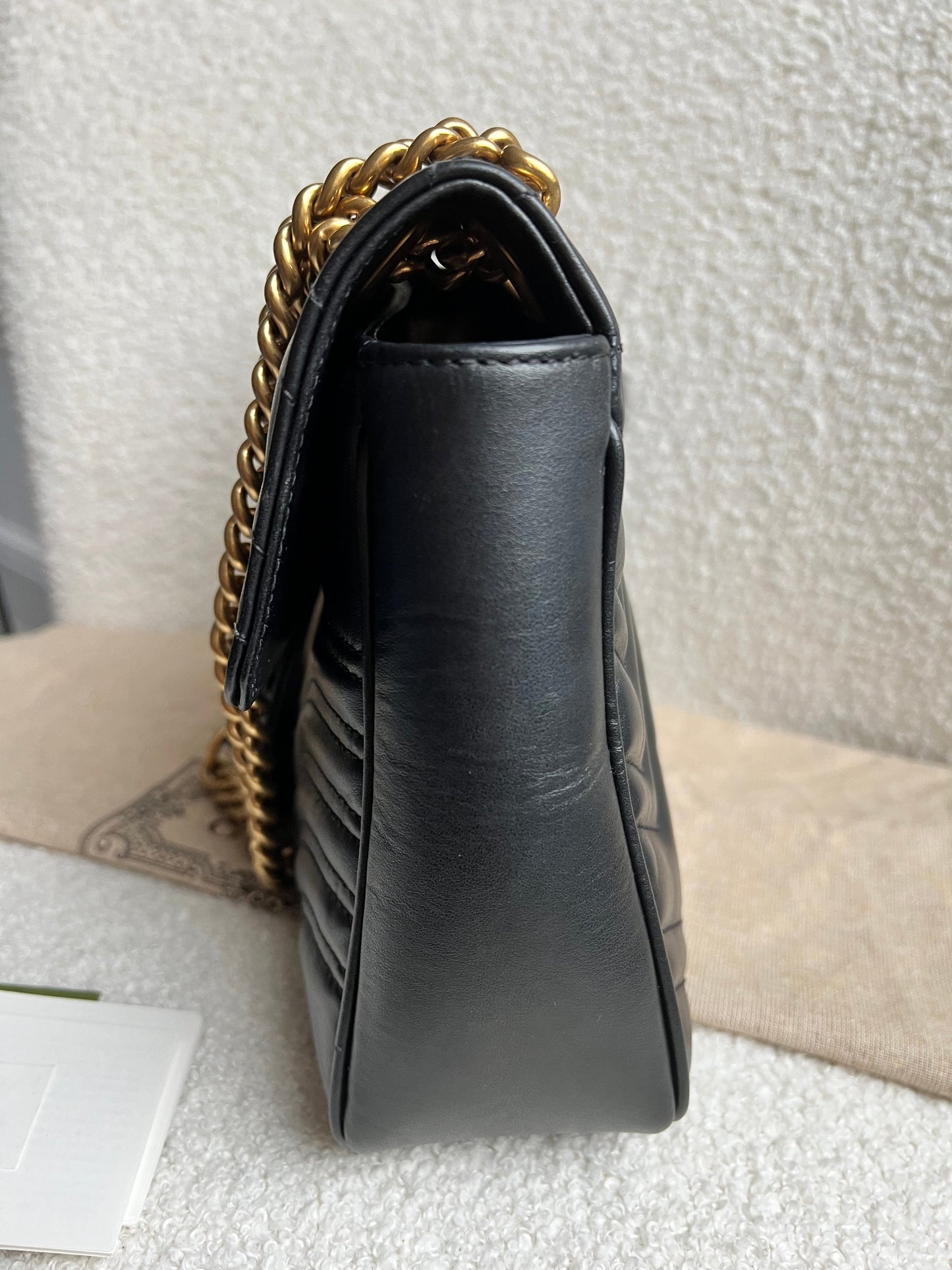 Gucci GG Black Marmont Medium Shoulder Bag (RRP £2,340)