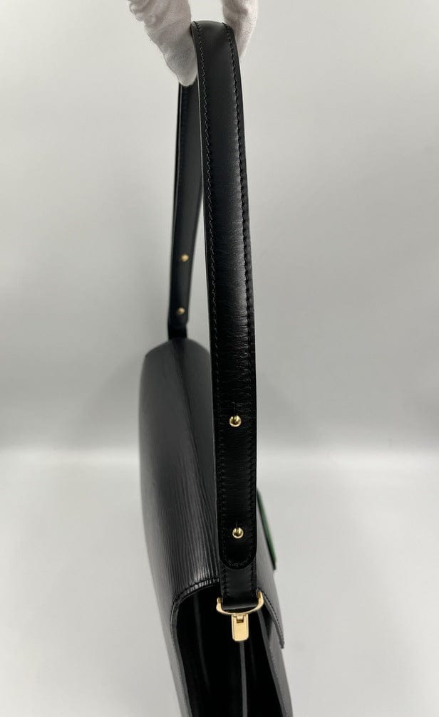Louis Vuitton Epi Freerun Bag