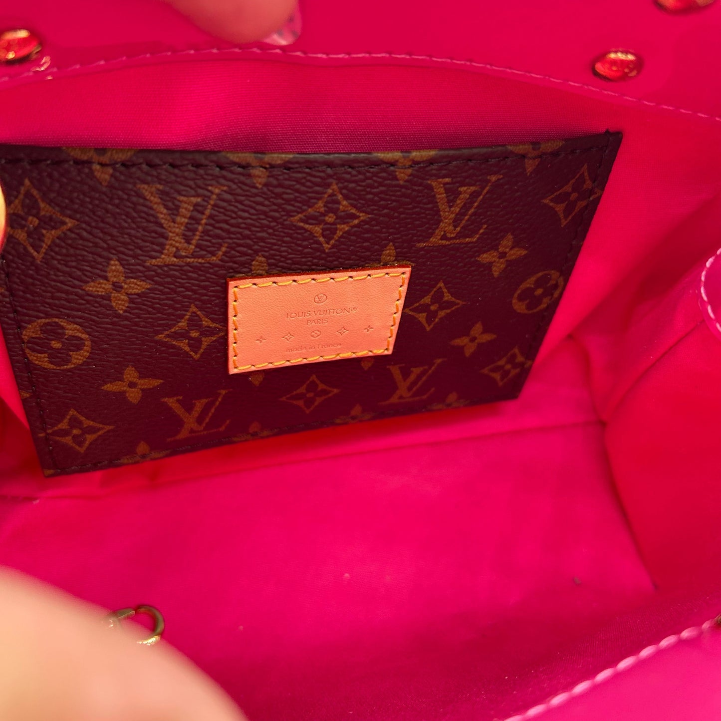 Crossbody Luxury Designer By Louis Vuitton, Size: Small