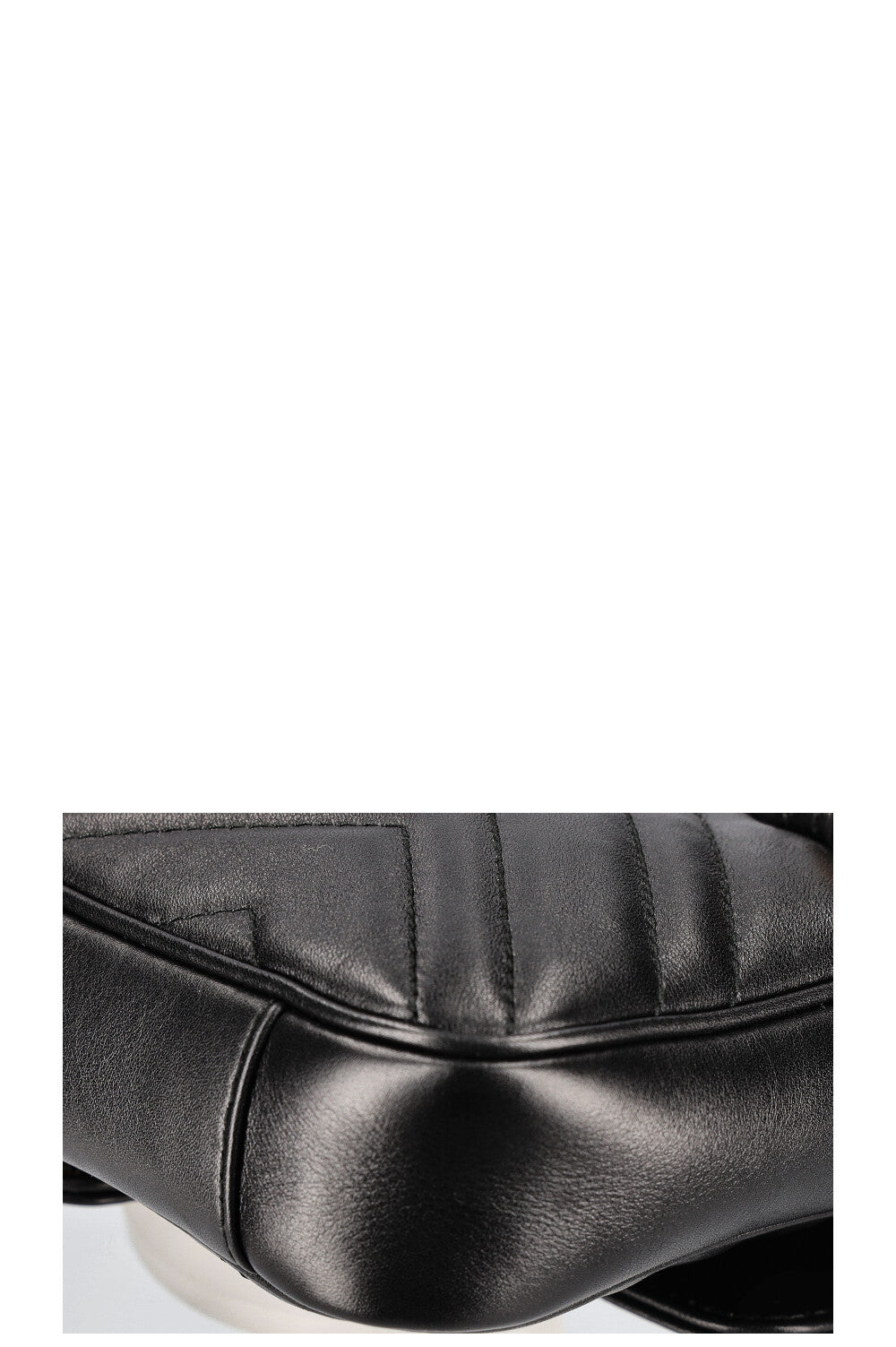 GUCCI Marmont Chain Belt Bag Black