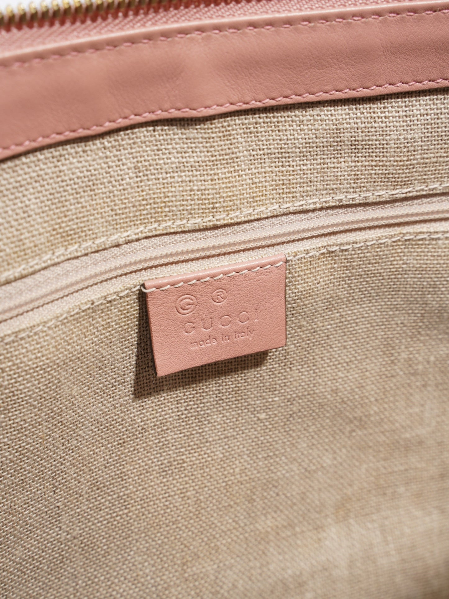 Gucci Microguccissima Tote Pink Leather