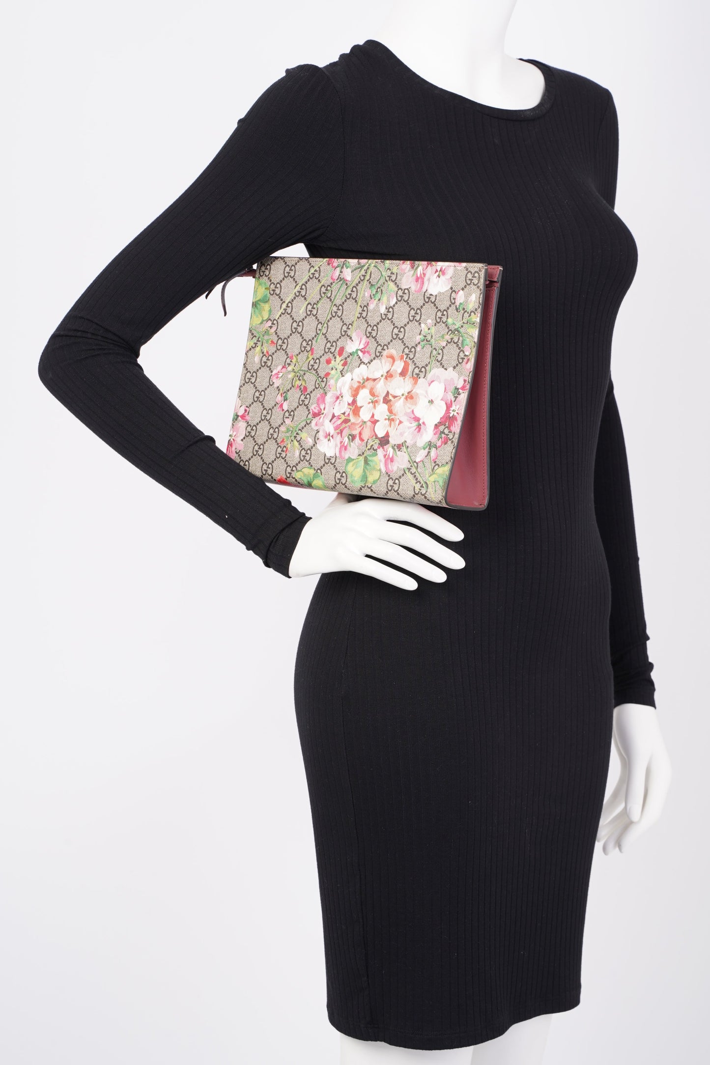 Gucci Toiletry Pouch GG Supreme Floral Coated Canvas