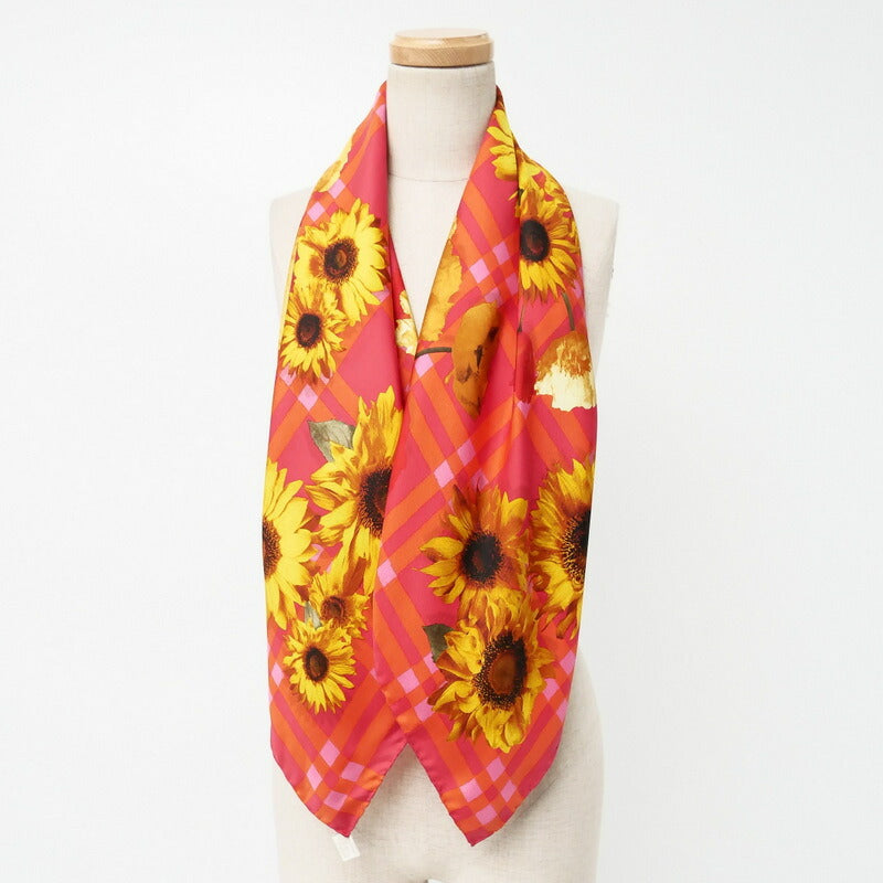 GUCCI scarf silk Pink, orange, red, yellow, etc.