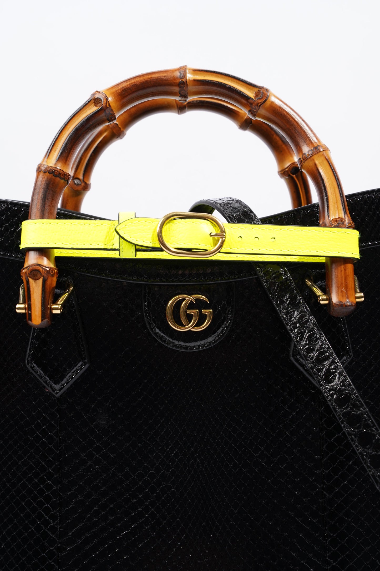 Gucci Diana Python Black Leather Medium