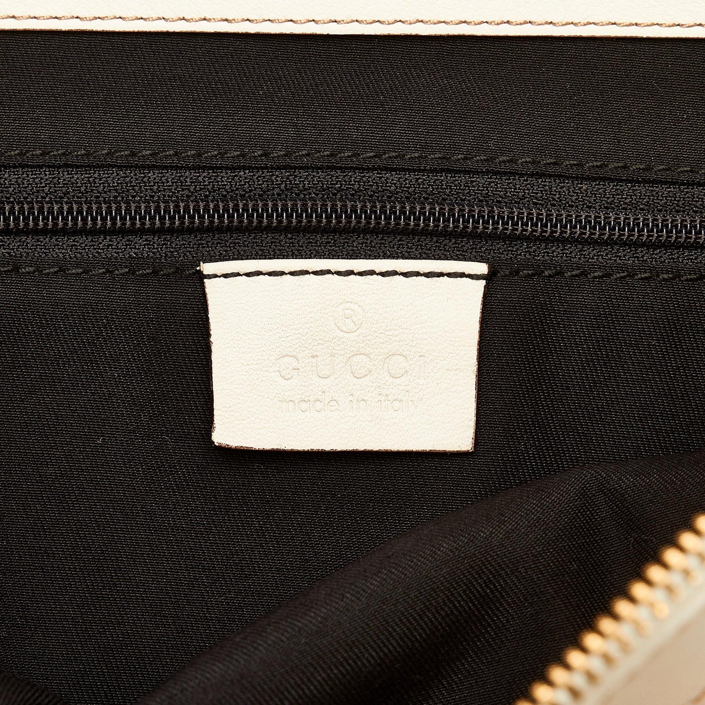 Gucci Abbey D-Ring Handbag (SHG-aQB2Oq)