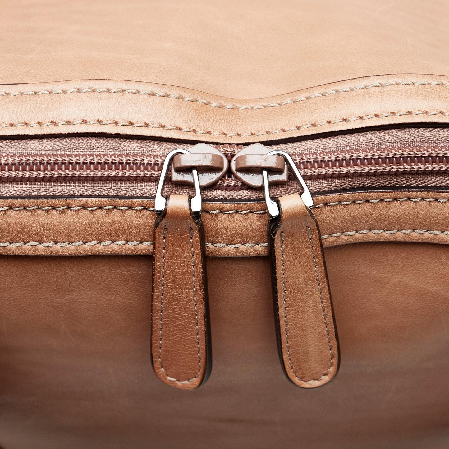 Gucci Convertible GG Charm Dome Satchel (SHG-dxPpi8)