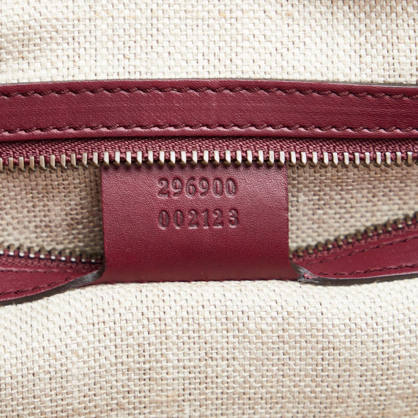 Gucci Duilio Brogue Handbag (SHG-q5iFHQ)