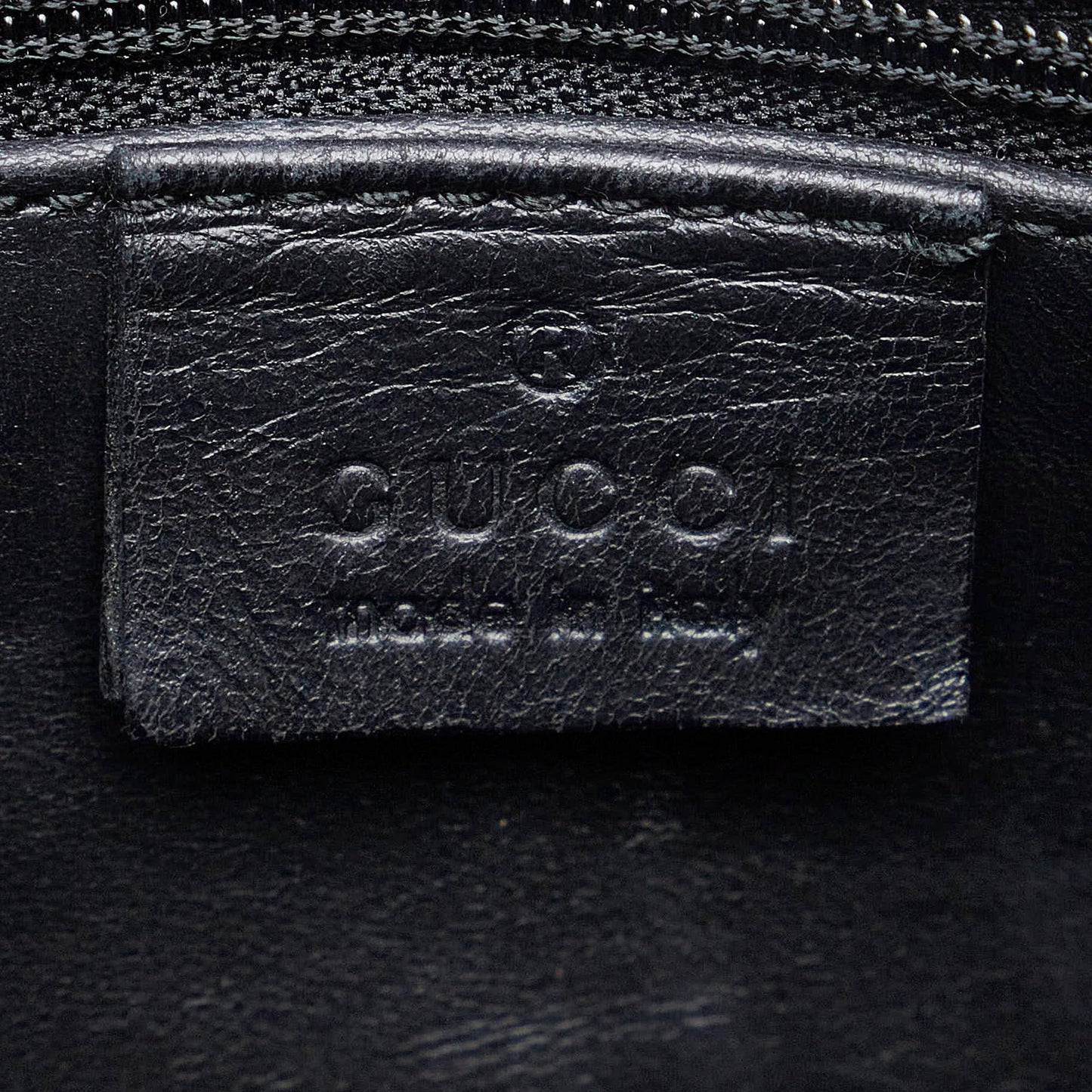 Gucci Embossed Jackie Bardot (SHG-SlfkF7)