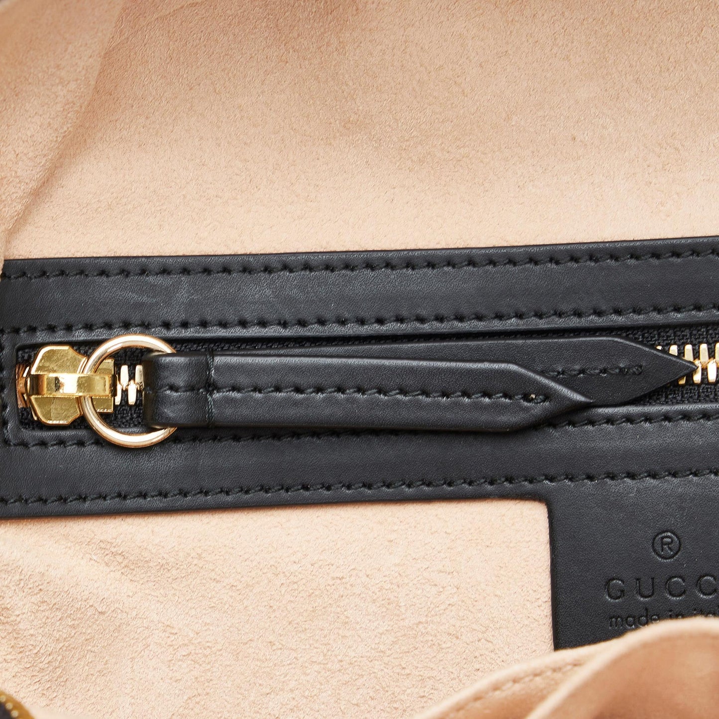 Gucci GG Bees Backpack (SHG-kTfhnI)