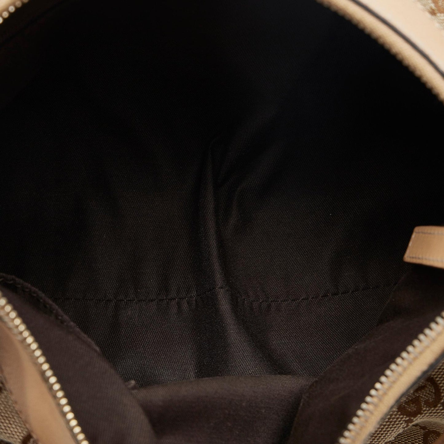 Gucci GG Canvas Abbey D-Ring Handbag (SHG-qiEaFg)