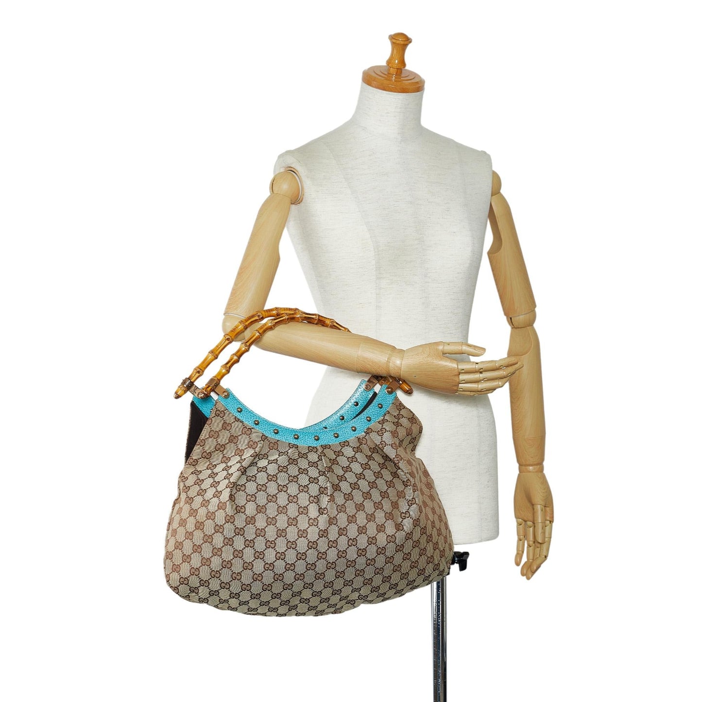 Gucci GG Canvas Bamboo Studded Handbag (SHG-ZJWXNq)
