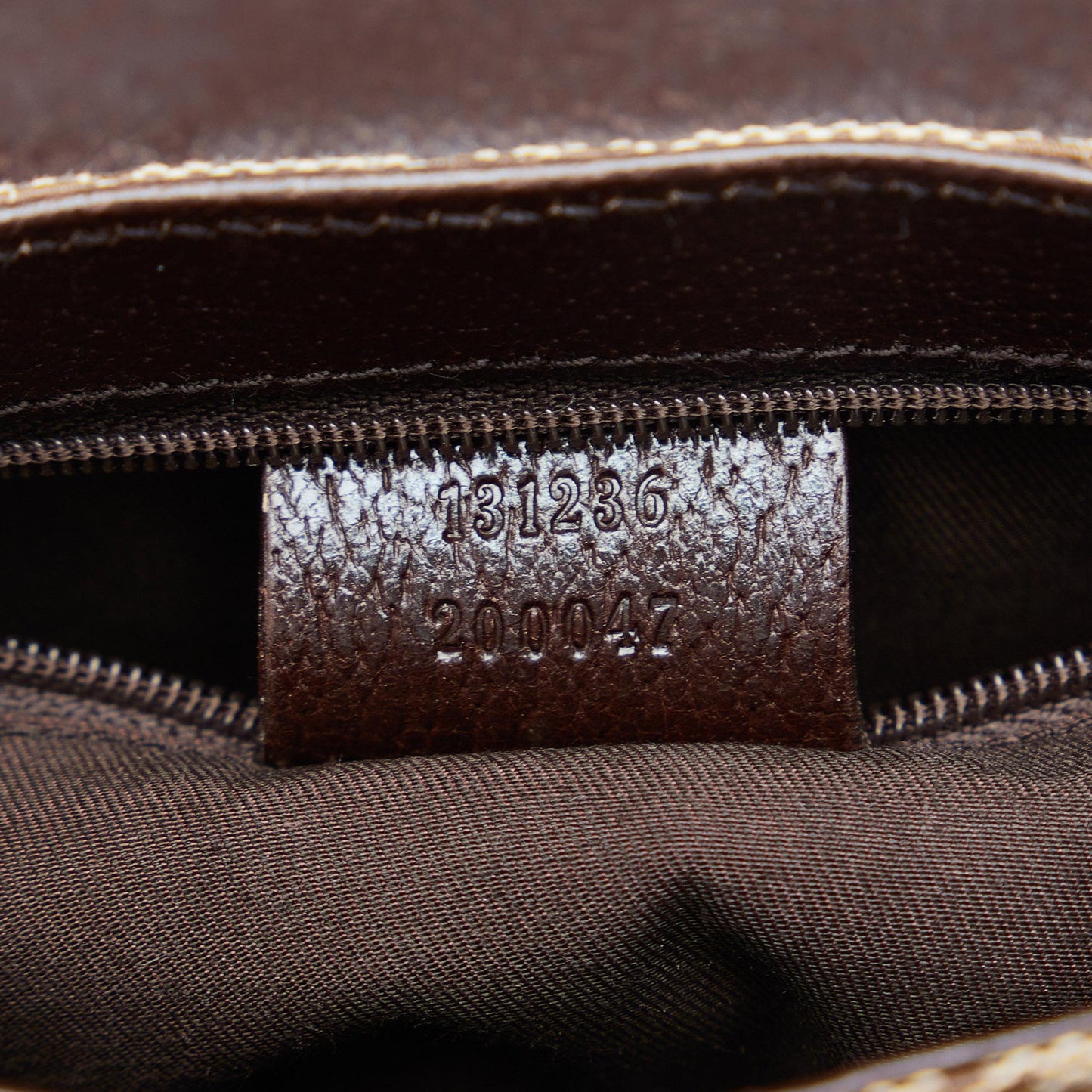 Gucci GG Canvas Belt Bag (SHG-CzBY5Q)