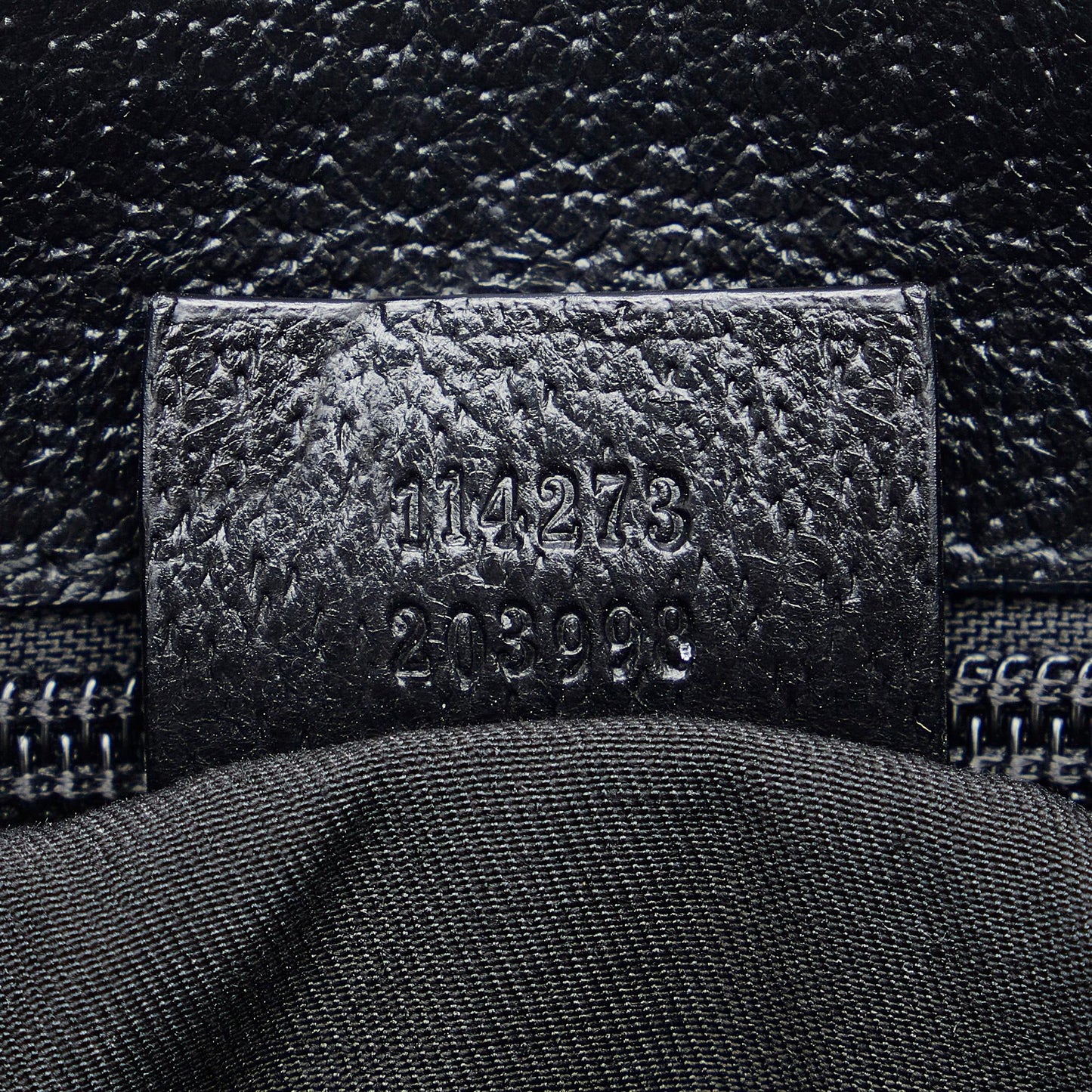 Gucci GG Canvas Crossbody (SHG-dCodfZ)