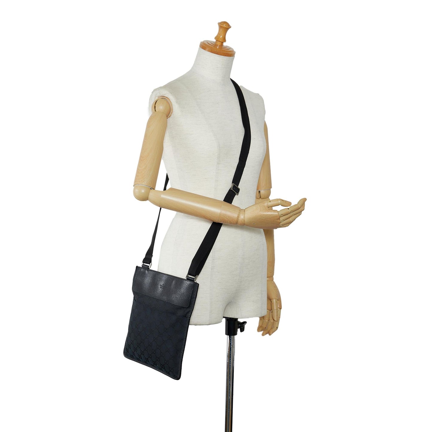 Gucci GG Canvas Crossbody (SHG-85hzKO)