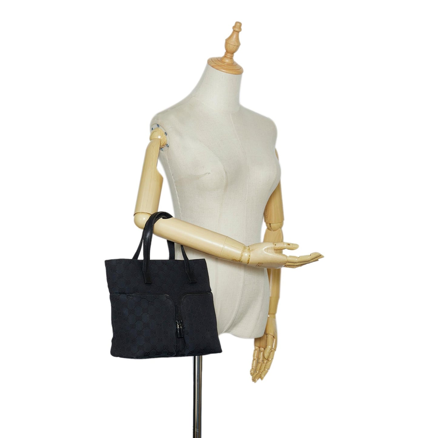 Gucci GG Canvas Handbag (SHG-uodAcB)