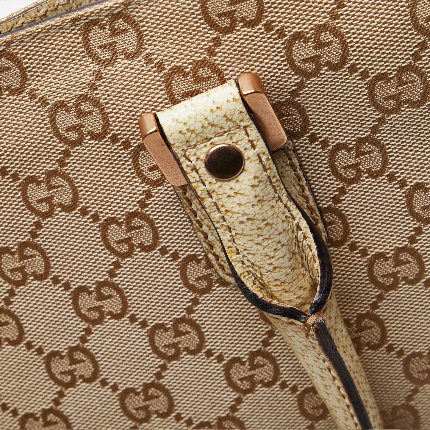 Gucci GG Canvas Handbag (SHG-fOgJ1K)