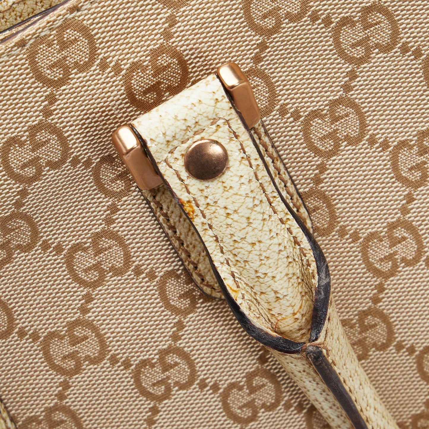Gucci GG Canvas Handbag (SHG-fOgJ1K)