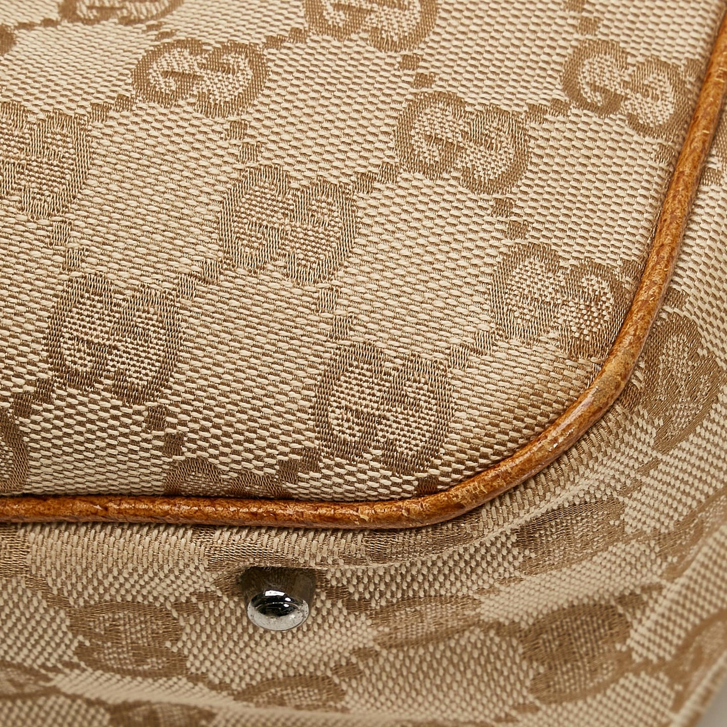 Gucci GG Canvas Handbag (SHG-MJm5F0)