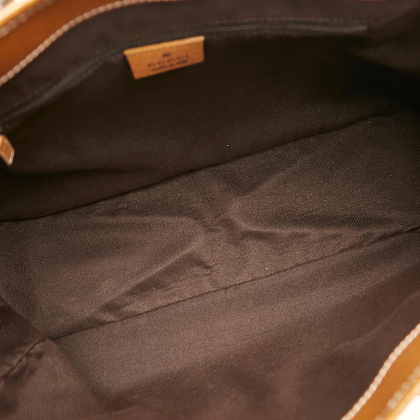 Gucci GG Canvas Handbag (SHG-MJm5F0)