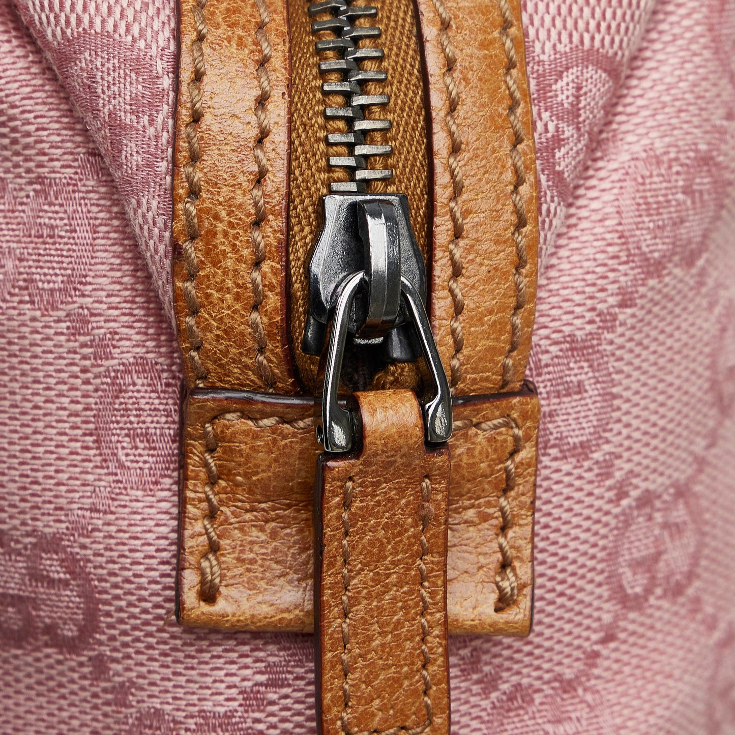 Gucci GG Canvas Handbag (SHG-TvklQD)