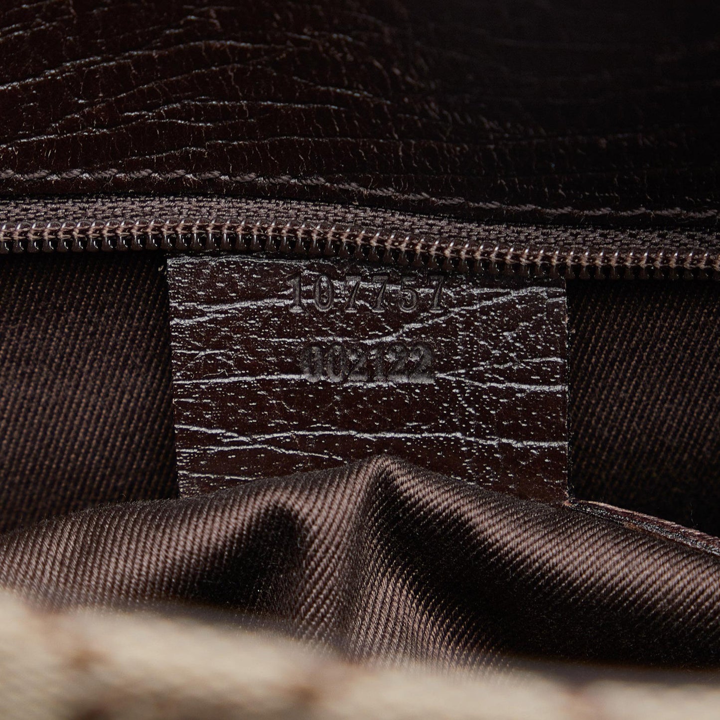 Gucci GG Canvas Handbag (SHG-1UdsKi)